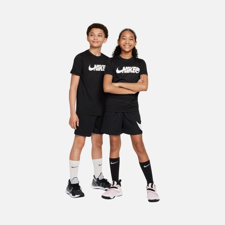 Nike Multi+ Dri-Fit Training Çocuk Şort