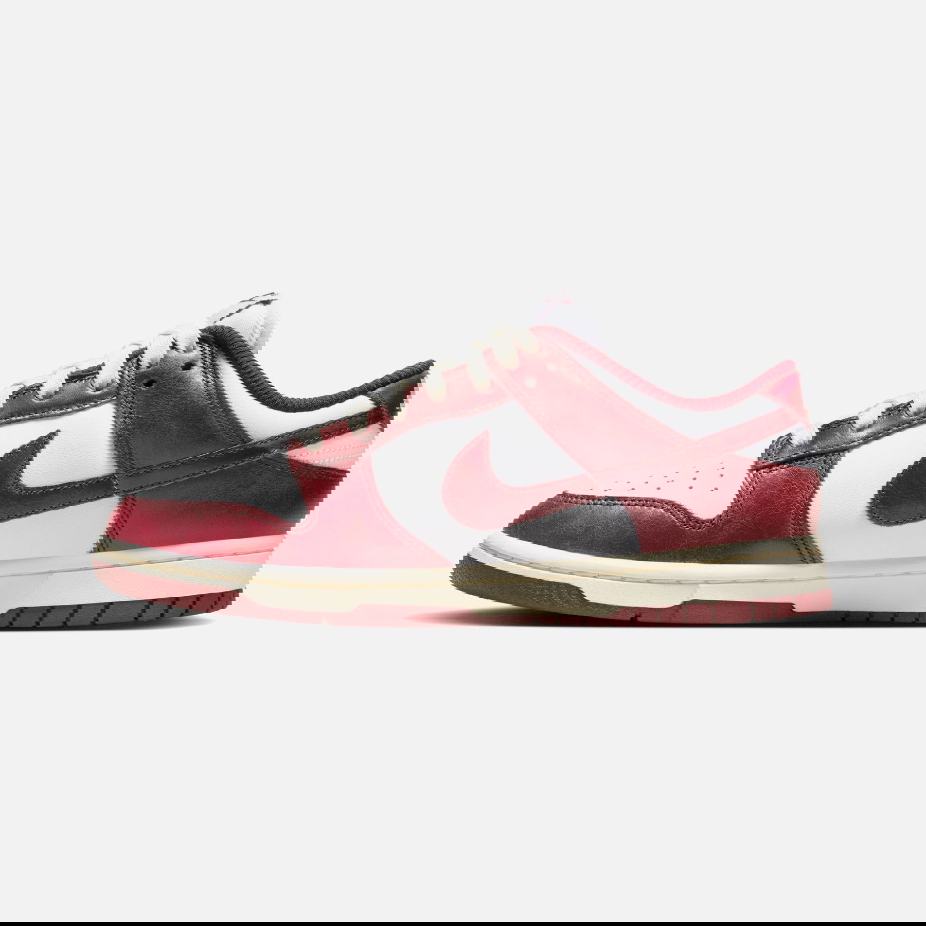  Nike Dunk Low Premium HO24 Kadın Spor Ayakkabı