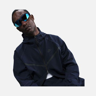  Nike Tech Woven Windrunner Full-Zip Hooded Erkek Ceket